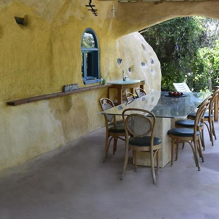 Dutch Farm Israel Bed & Breakfast Sede Zevi Eksteriør bilde