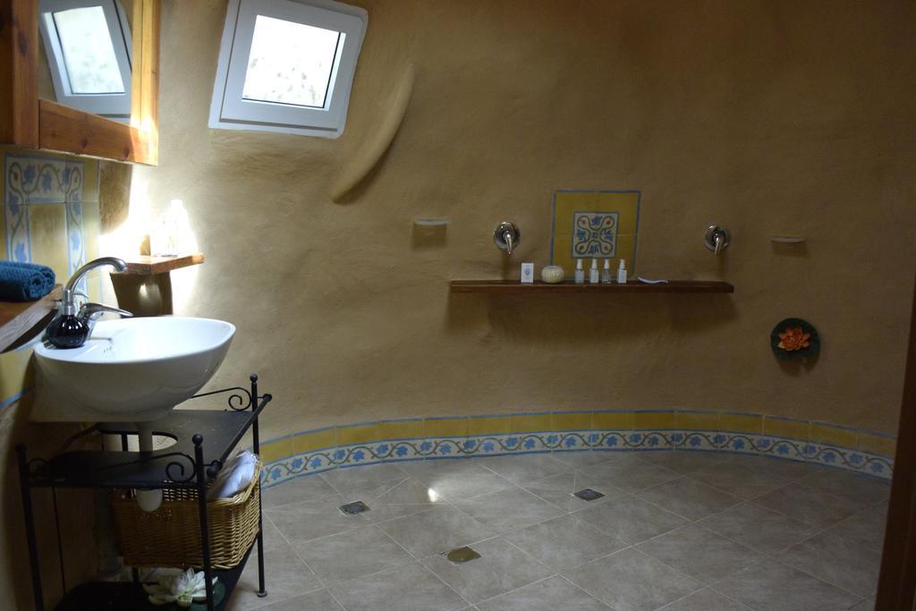 Dutch Farm Israel Bed & Breakfast Sede Zevi Eksteriør bilde