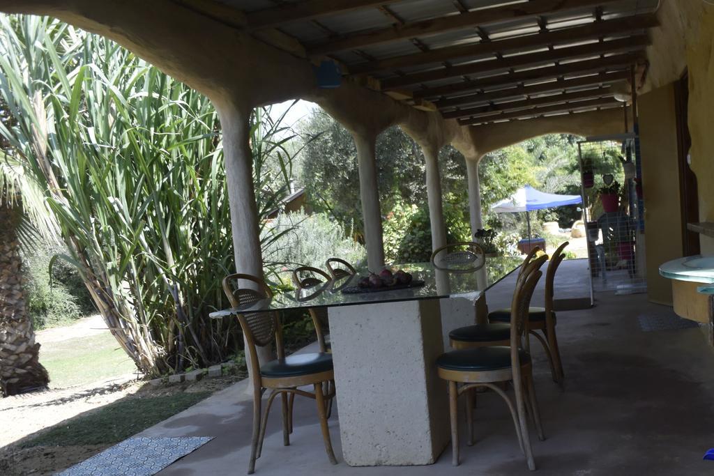 Dutch Farm Israel Bed & Breakfast Sede Zevi Eksteriør bilde
